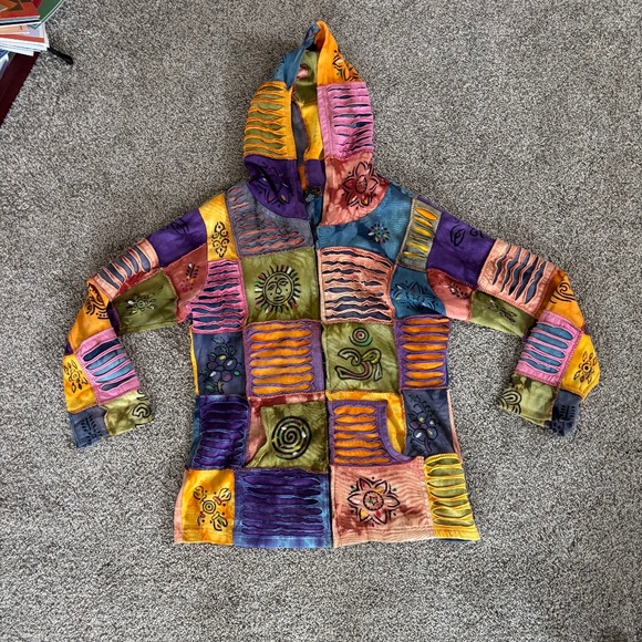 Rising International hoodie and top - Picture 3 of 3